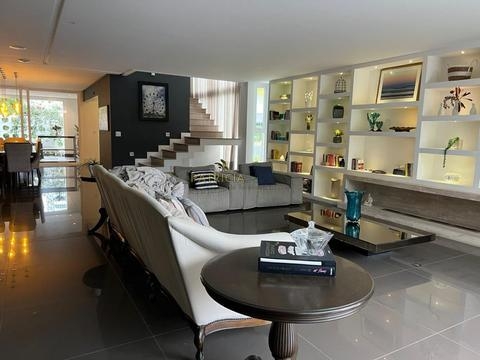 Casa à venda em Itajaí, null, com 5 suítes, com 873 m², Porto Riviera Exclusive
