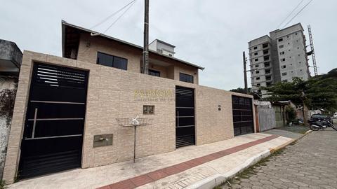 Casa à venda em Camboriú, São Francisco de Assis, com 4 quartos, com 300 m²