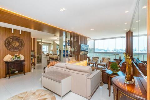 Apartamento à venda em Balneário Camboriú, Pioneiros, com 4 suítes, com 190 m², Italian Residence